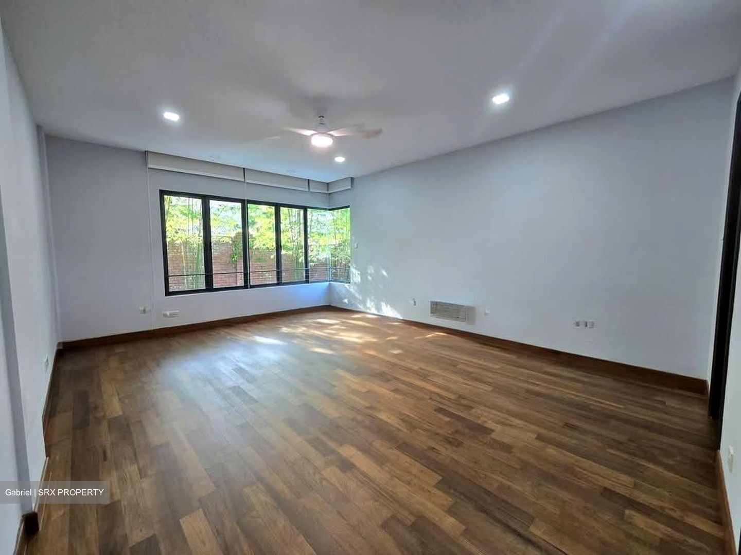 Bishopsgate (D10), Detached #578613151